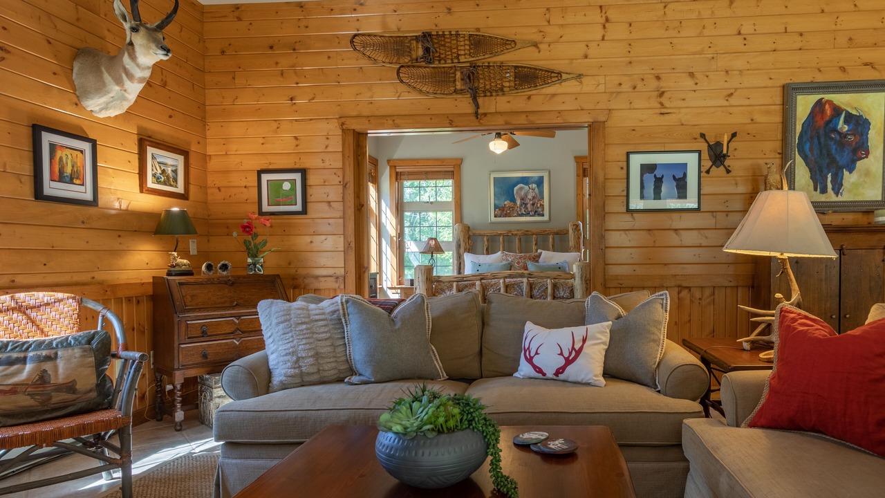 Photo of Livingroom in Irwin