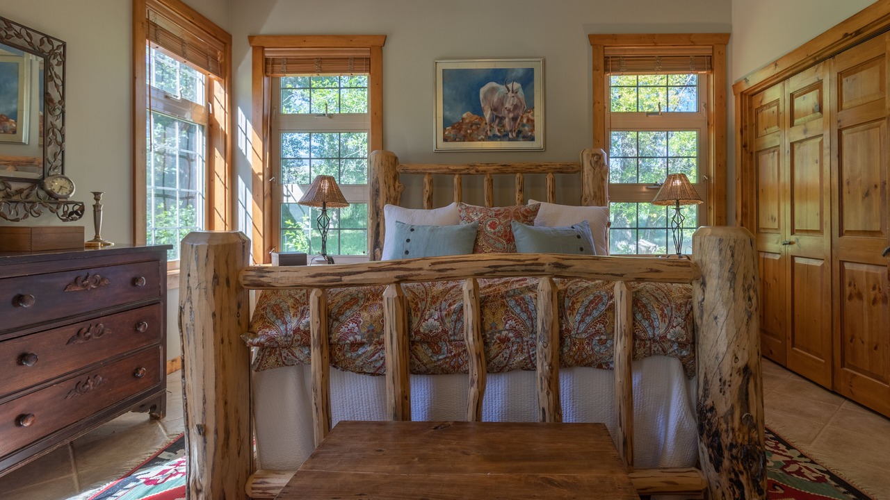 Photo of Bedroom in Irwin