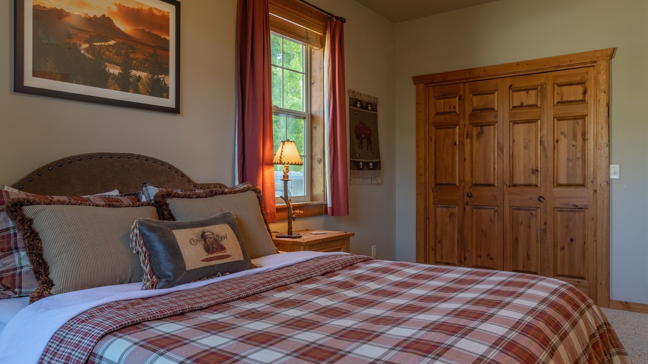 Photo of Bedroom in Irwin
