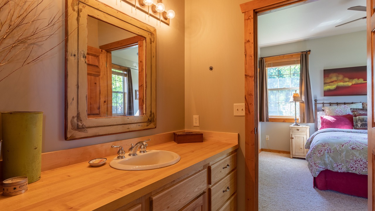 Photo of Bathroom in Irwin