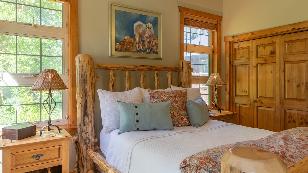 Photo of Bedroom in Irwin