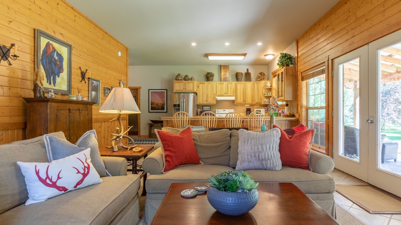 Photo of Livingroom in Irwin