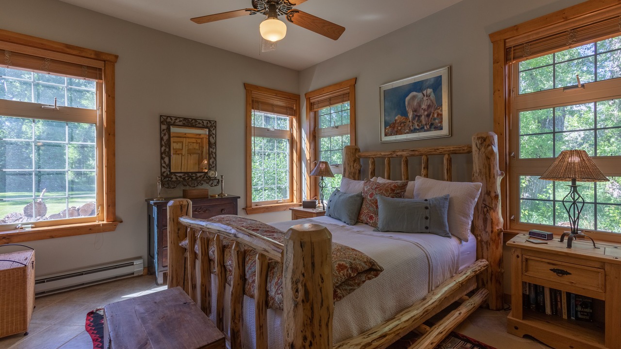 Photo of Bedroom in Irwin