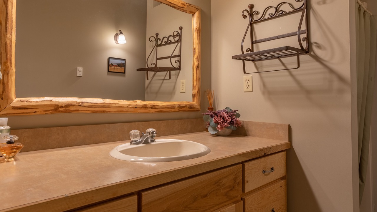 Photo of Bathroom in Irwin