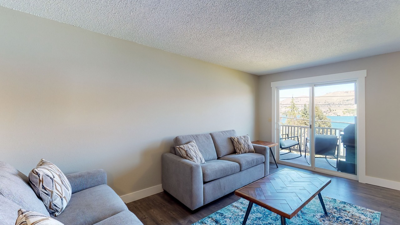 Photo of Livingroom in Chelan