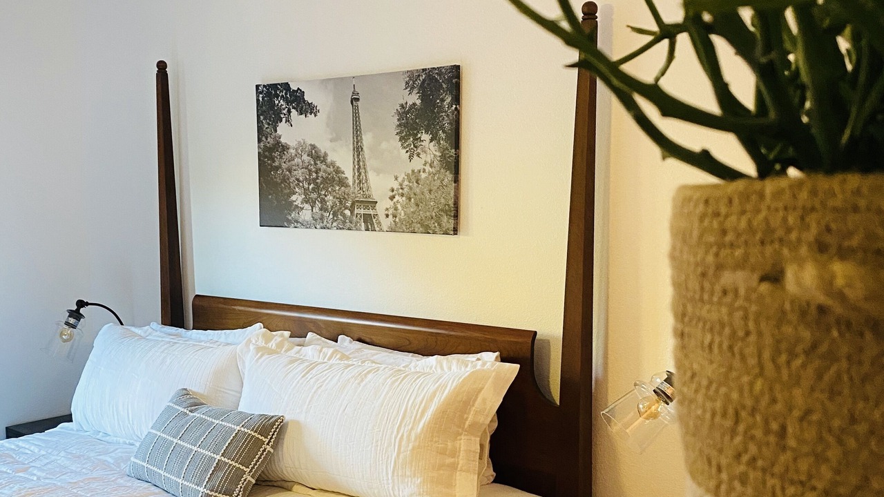 Photo of Bedroom in Historic Railroad District