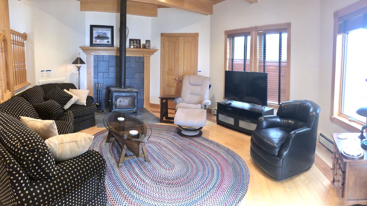 Photo of Bedroom in Mackinaw City