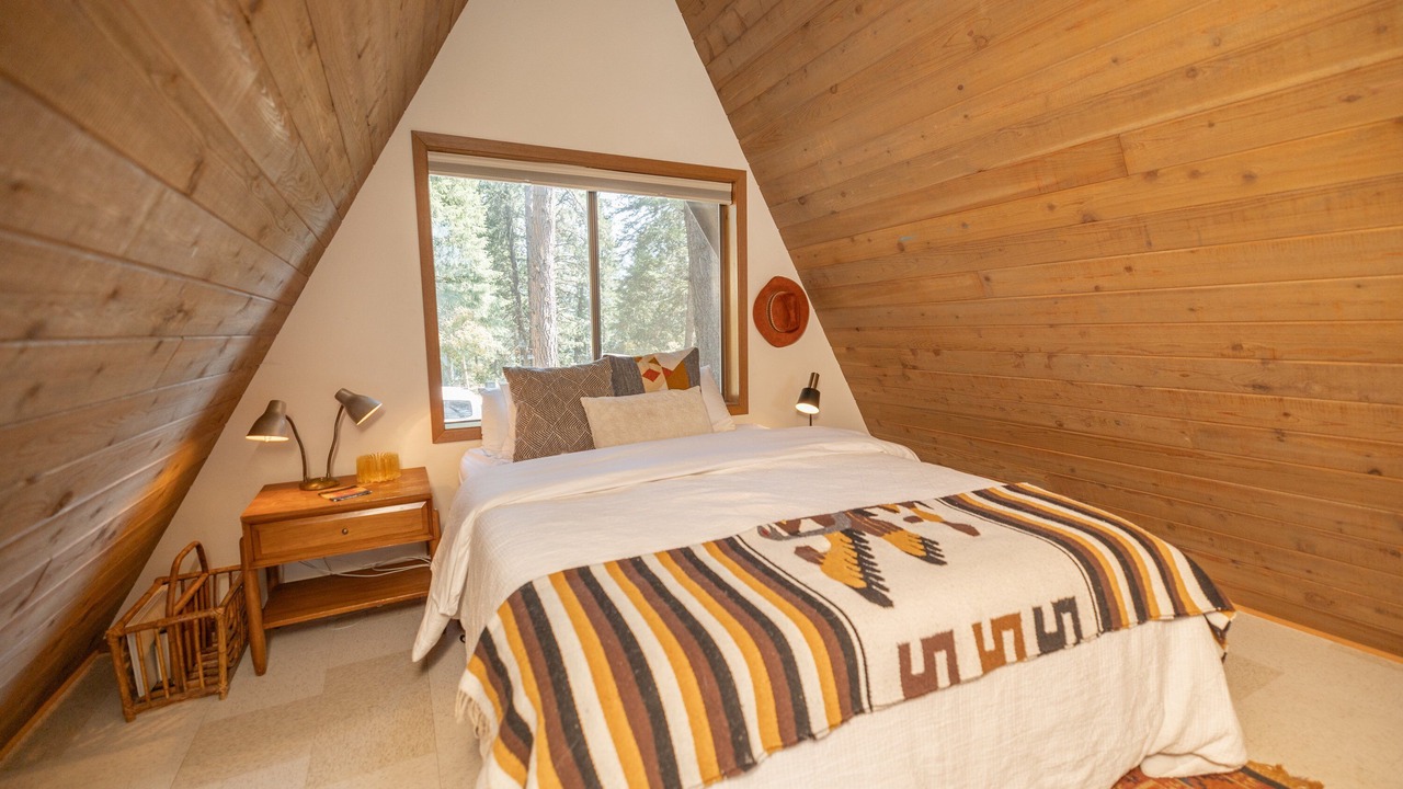 Photo of Bedroom in Hayden Lake