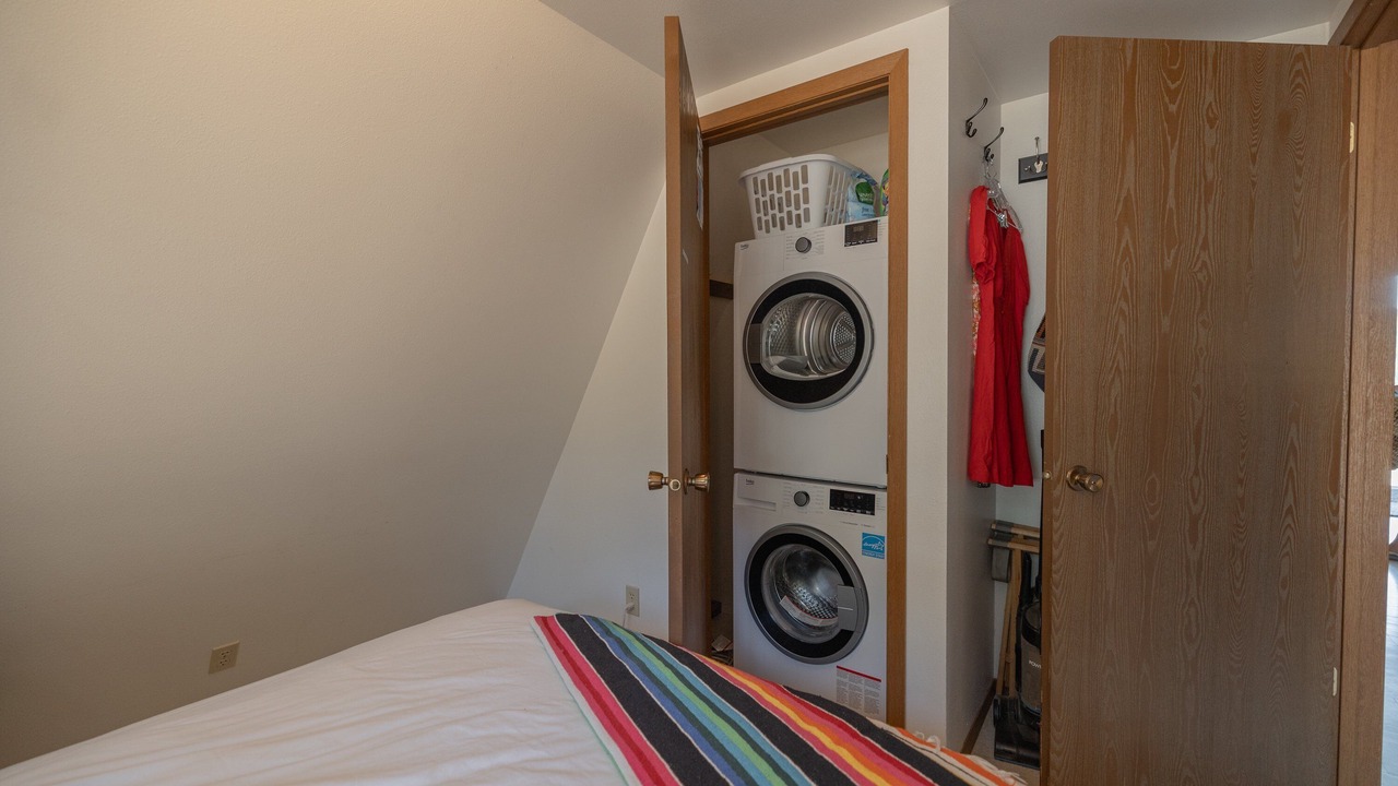 Photo of Bedroom in Hayden Lake