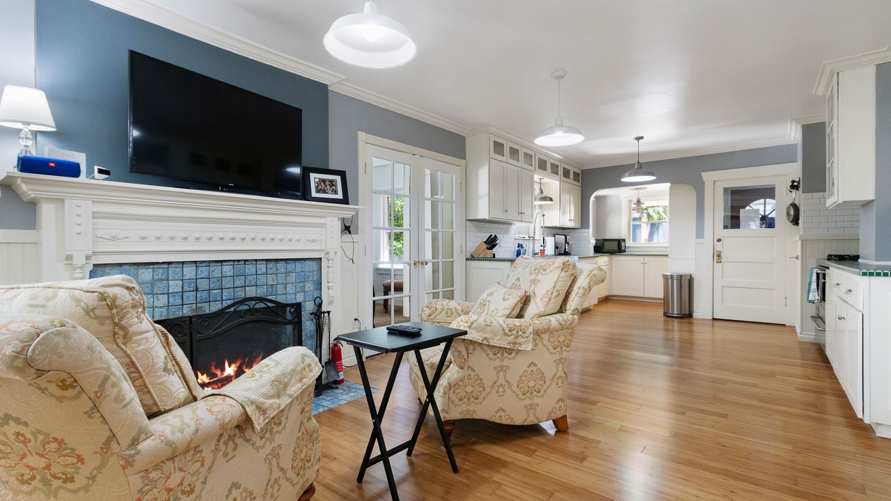 Photo of Livingroom in Lakewood