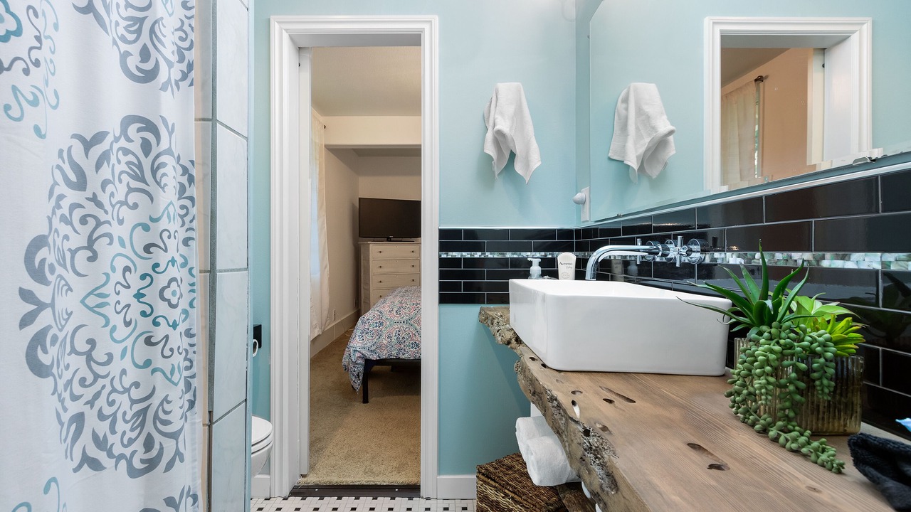 Photo of Bathroom in Lakewood