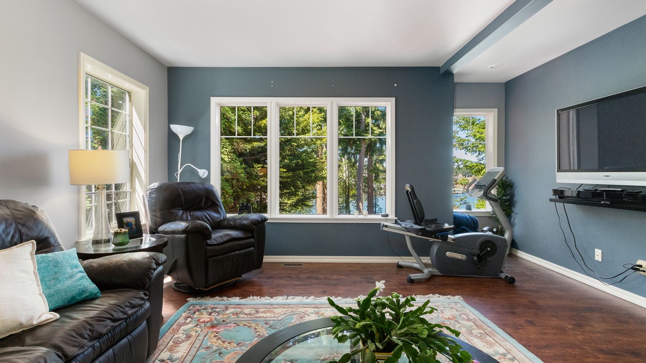 Photo of Livingroom in Lakewood