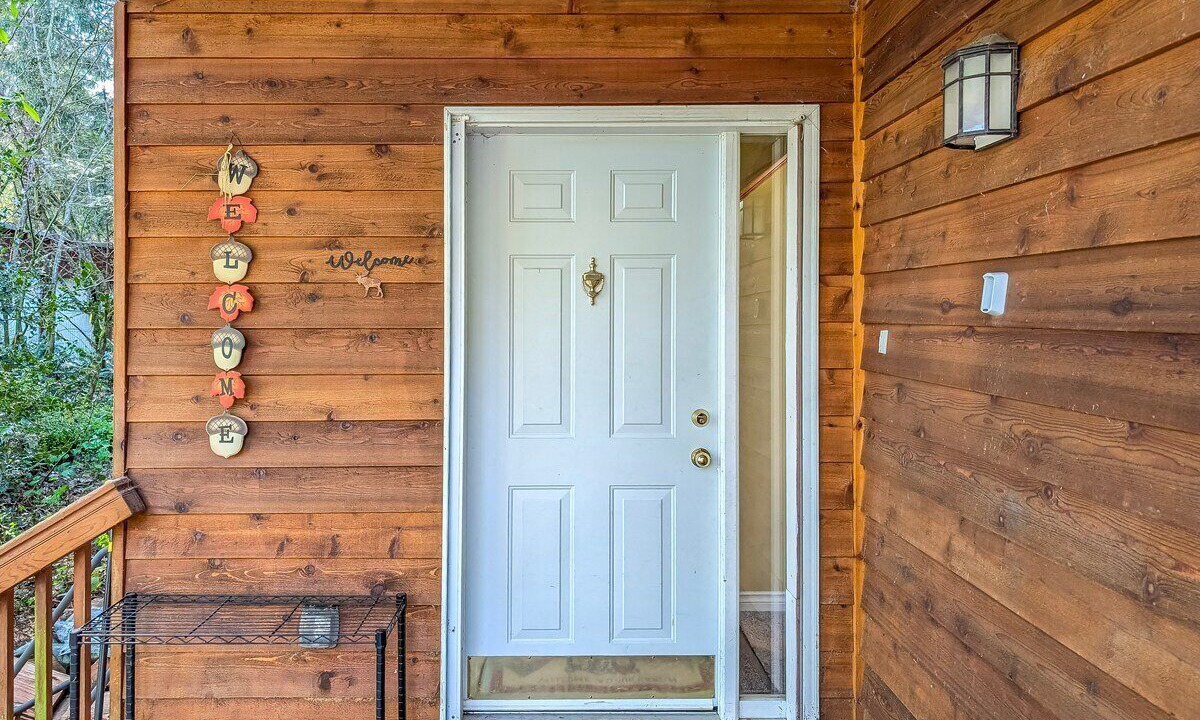 Photo of Outdoor in Packwood