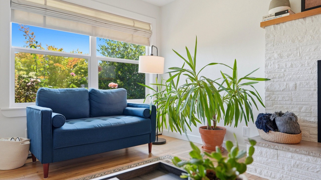 Photo of Livingroom in McMinnville