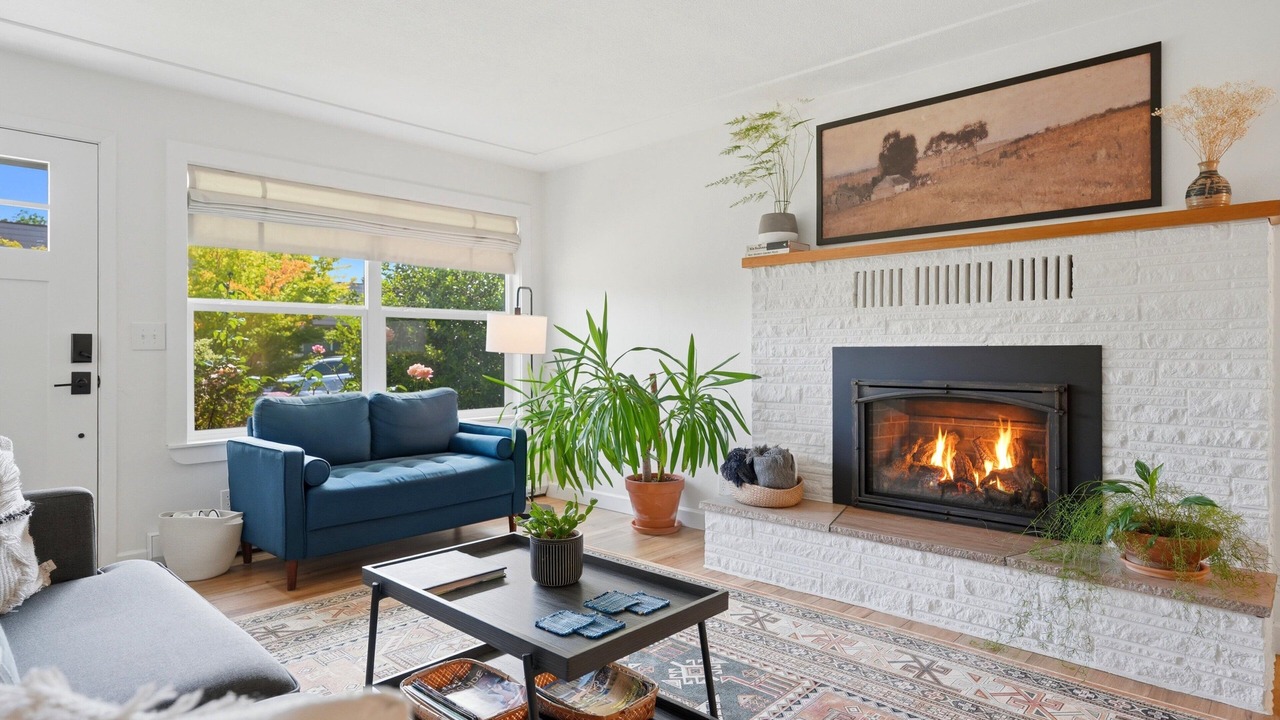 Photo of Livingroom in McMinnville