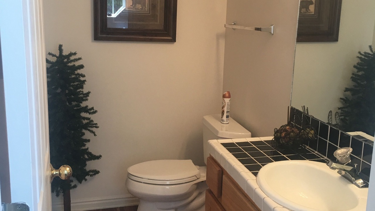 Photo of Bathroom in Harbor Village