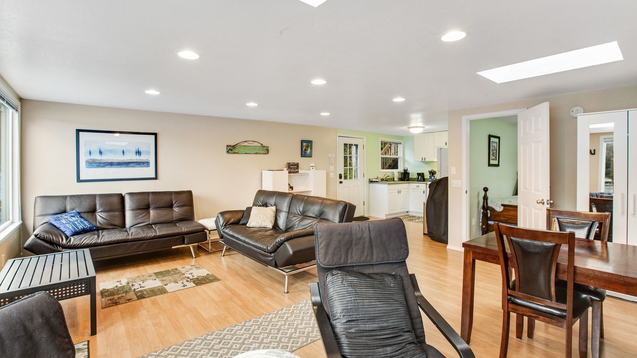Photo of Livingroom in Port Angeles