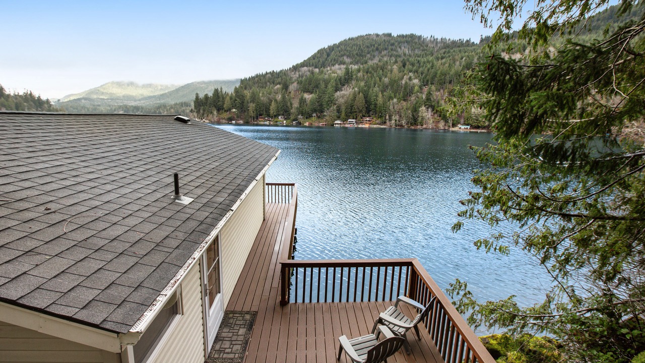 Photo of Patio Balcony in Port Angeles