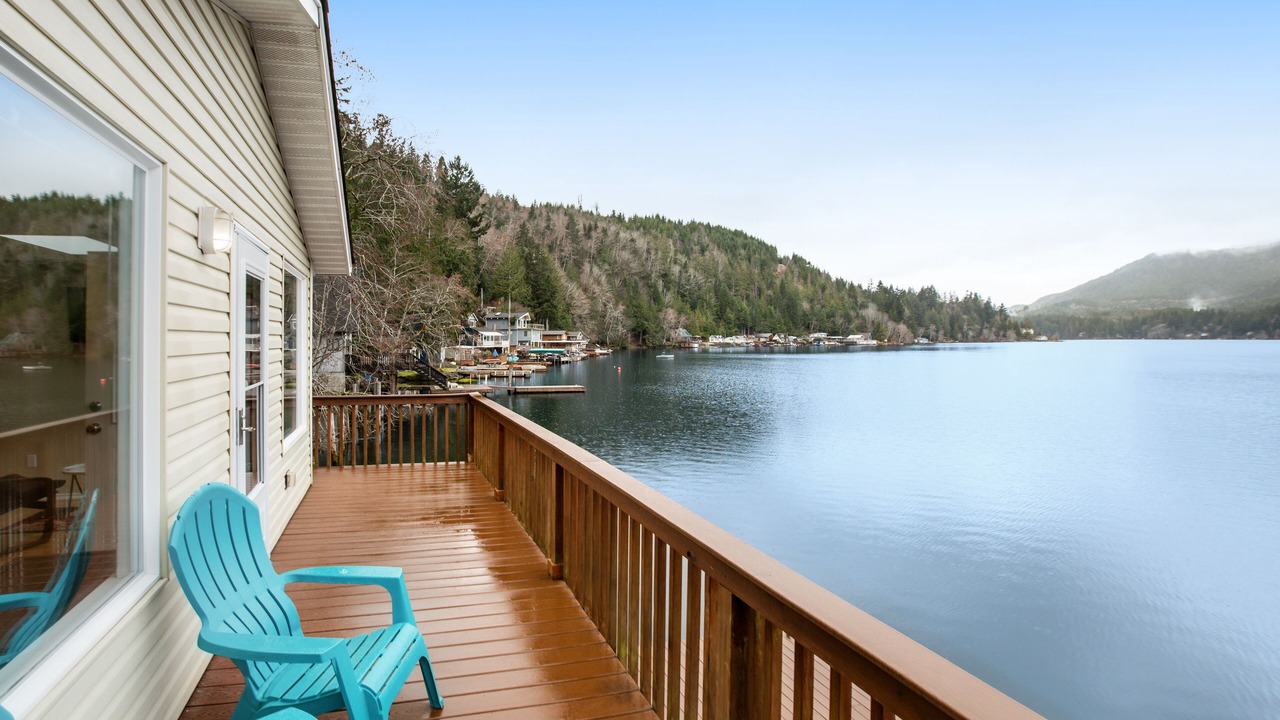 Photo of Patio Balcony in Port Angeles