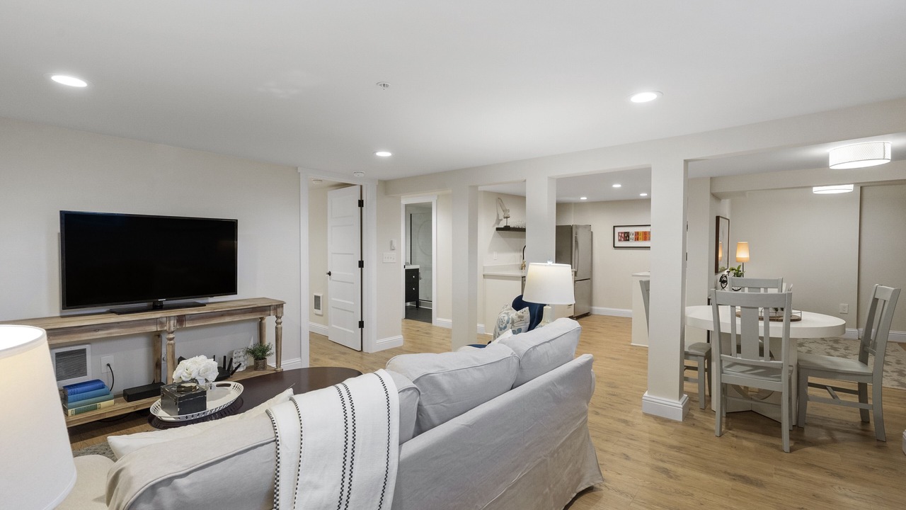 Photo of Livingroom in North End