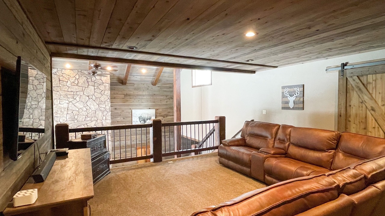 Photo of Livingroom in Last Chance