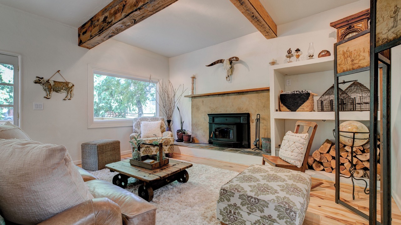 Photo of Livingroom in Newberg