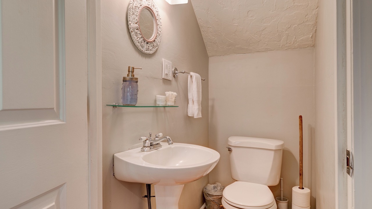 Photo of Bathroom in Newberg