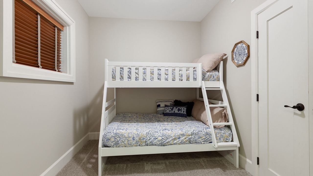 Photo of Bedroom in Sandpoint