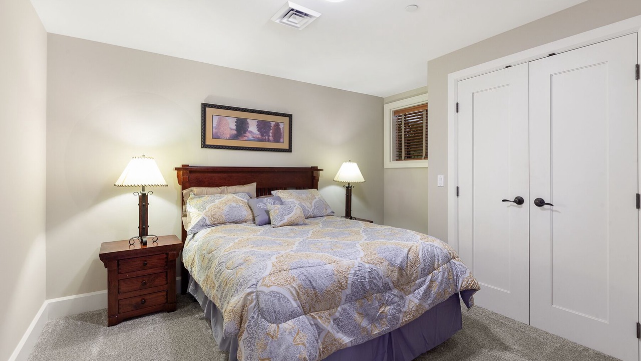Photo of Bedroom in Sandpoint