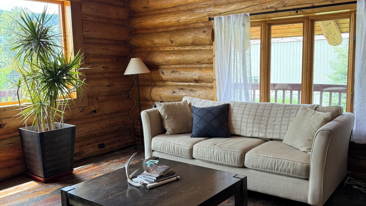 Photo of Livingroom in Red Top Meadows
