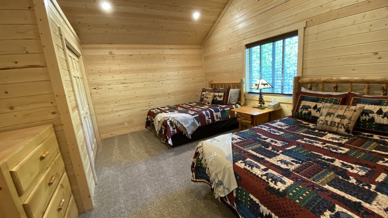 Photo of Bedroom in Island Park