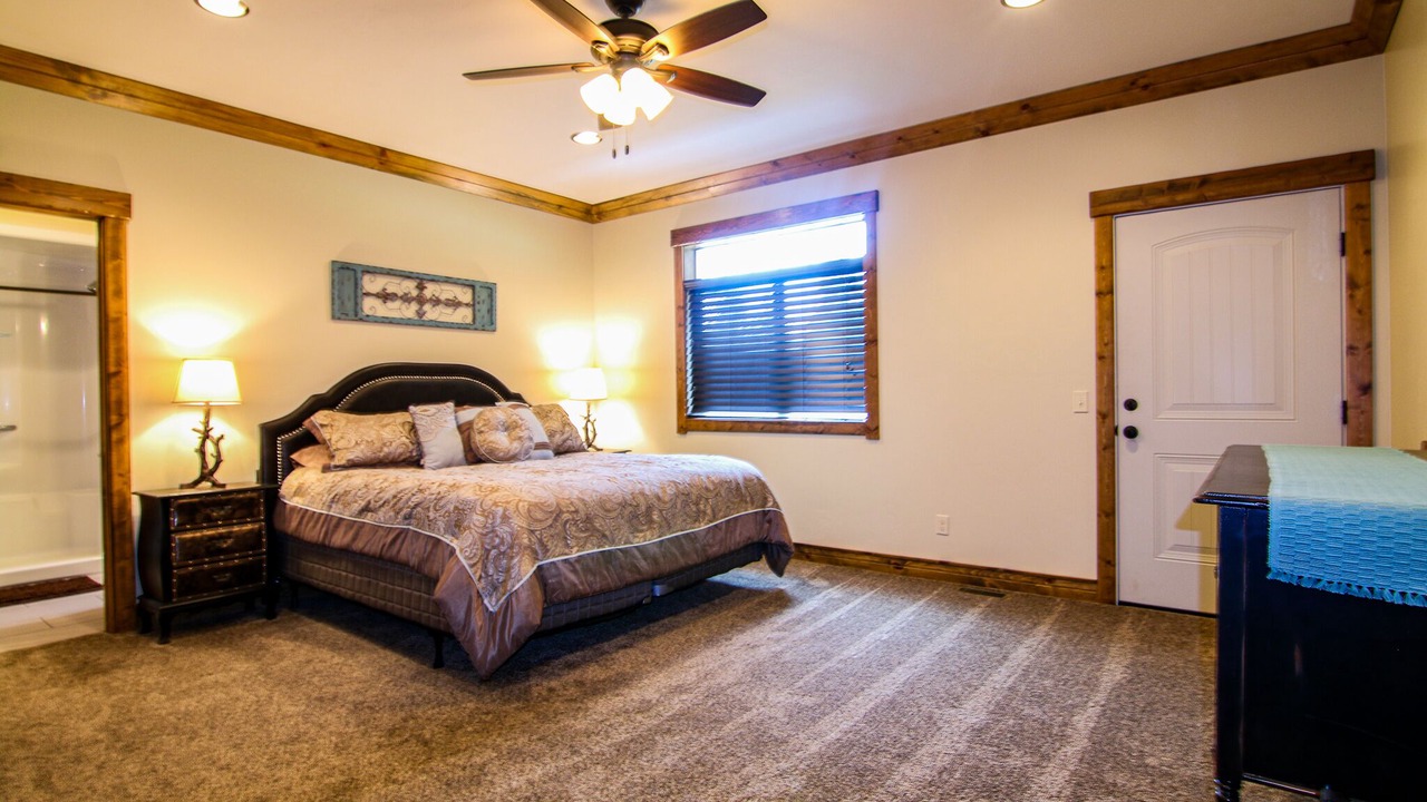 Photo of Bedroom in Island Park