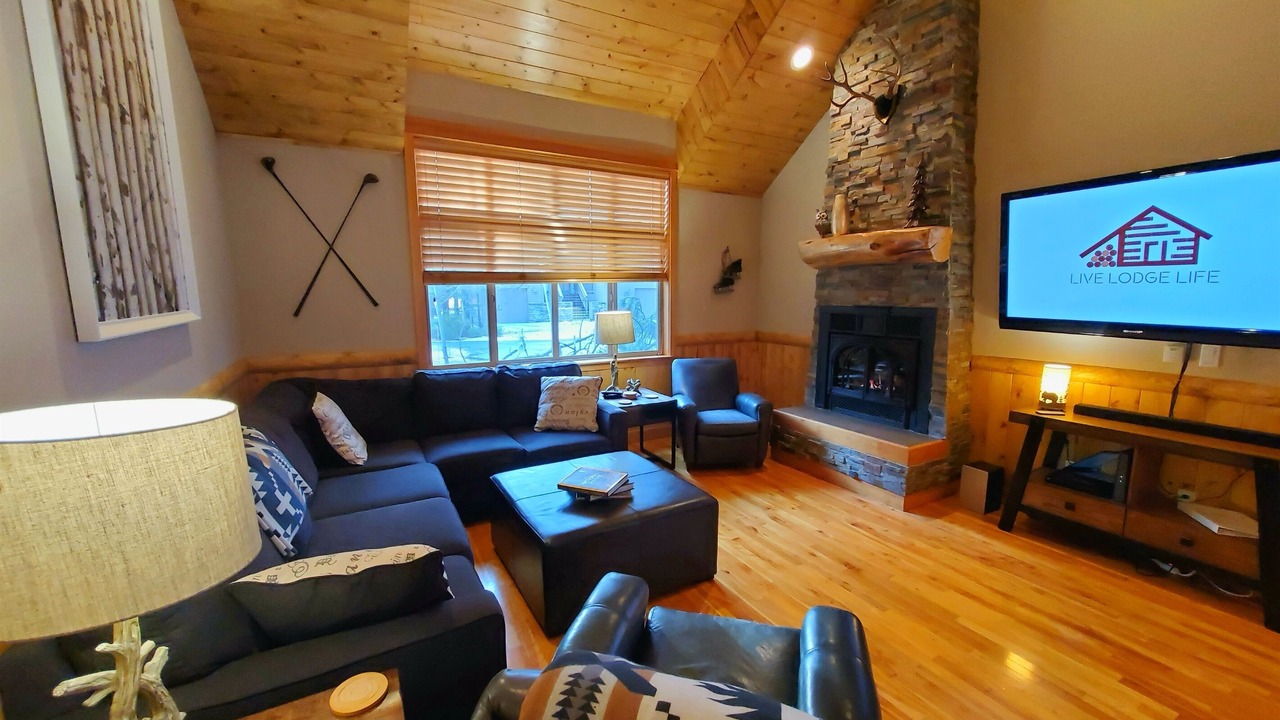 Photo of Bedroom in Sunriver