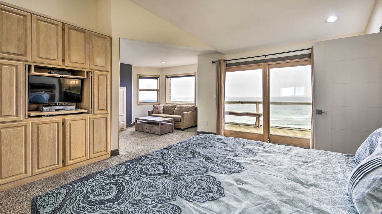 Photo of Bedroom in Agate Beach