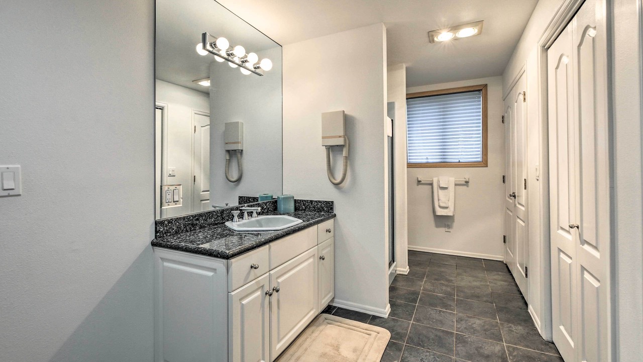Photo of Bathroom in Agate Beach