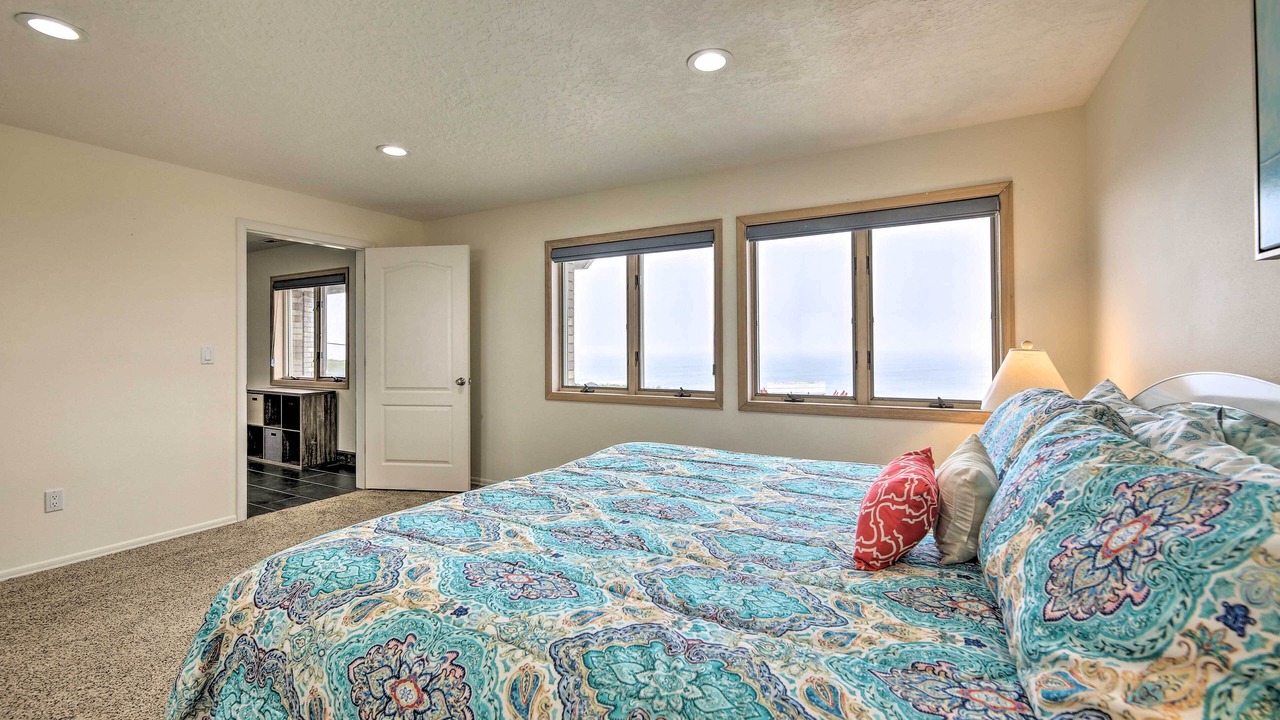 Photo of Bedroom in Agate Beach