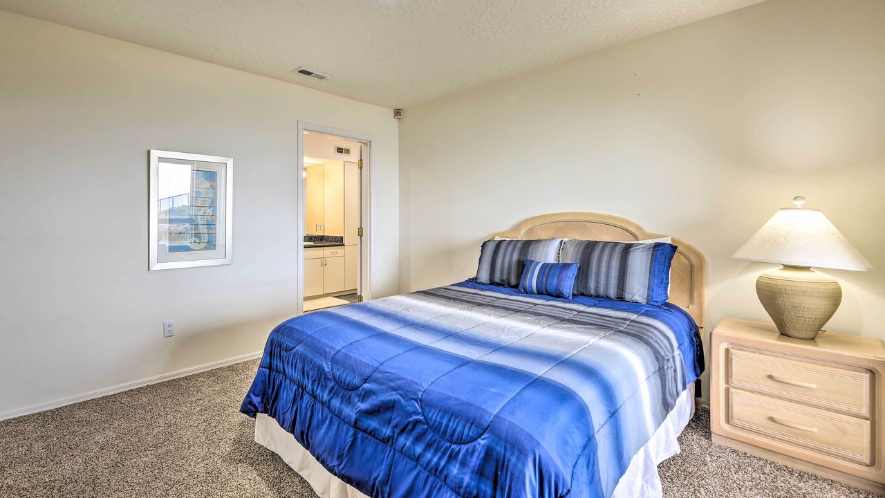 Photo of Bedroom in Agate Beach