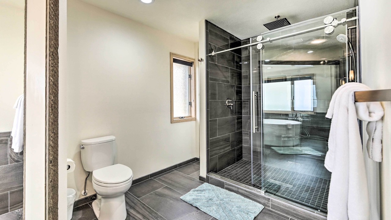 Photo of Bathroom in Agate Beach