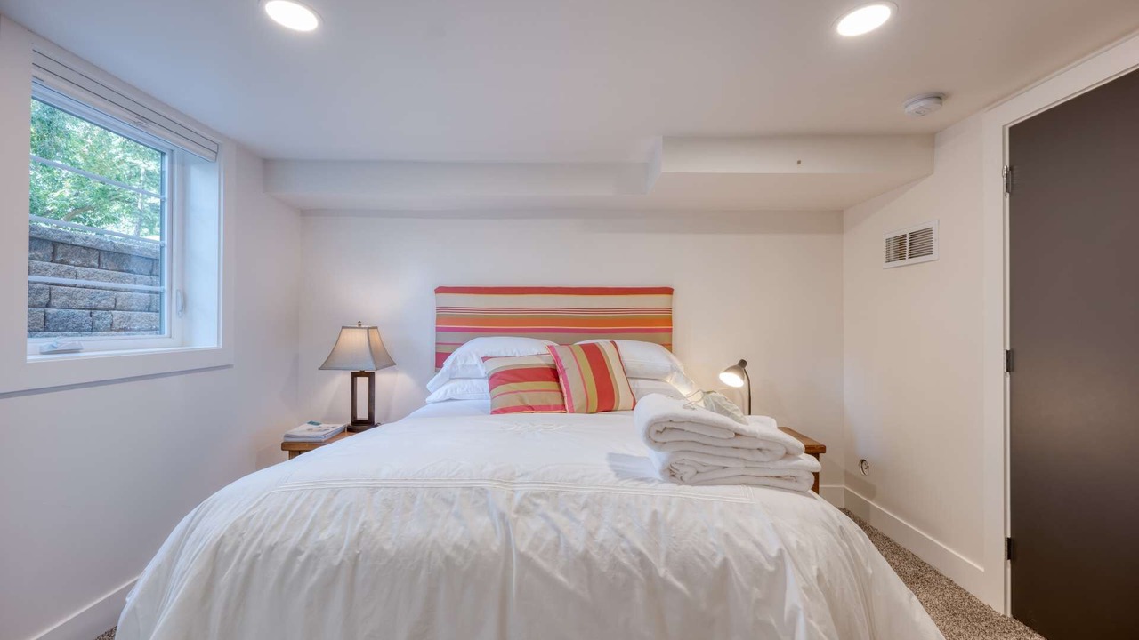 Photo of Bedroom in Collister