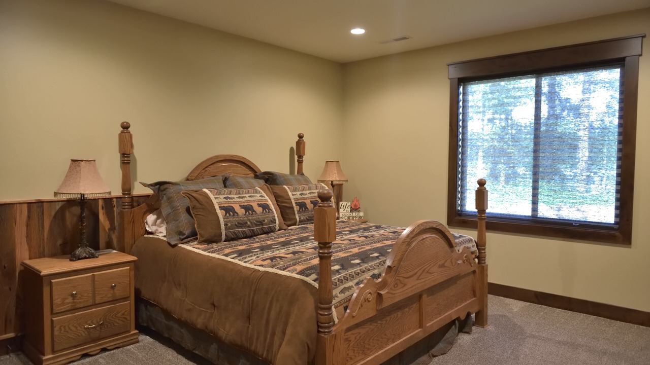 Photo of Bedroom in Island Park