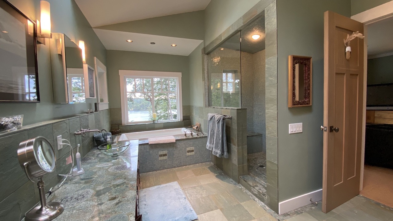 Photo of Bathroom in Friday Harbor