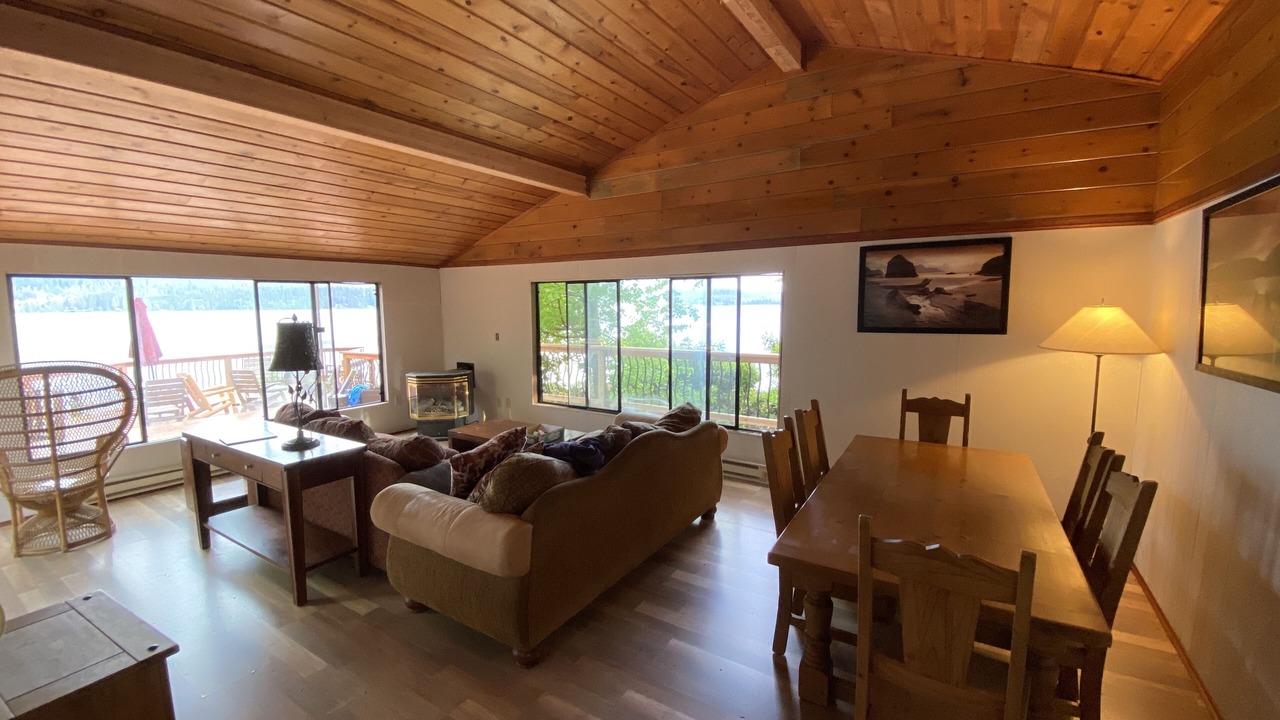 Photo of Livingroom in Amanda Park