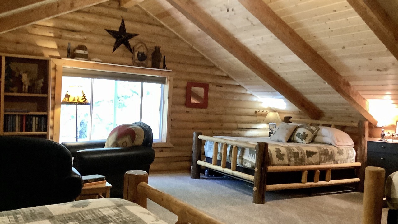 Photo of Bedroom in Island Park