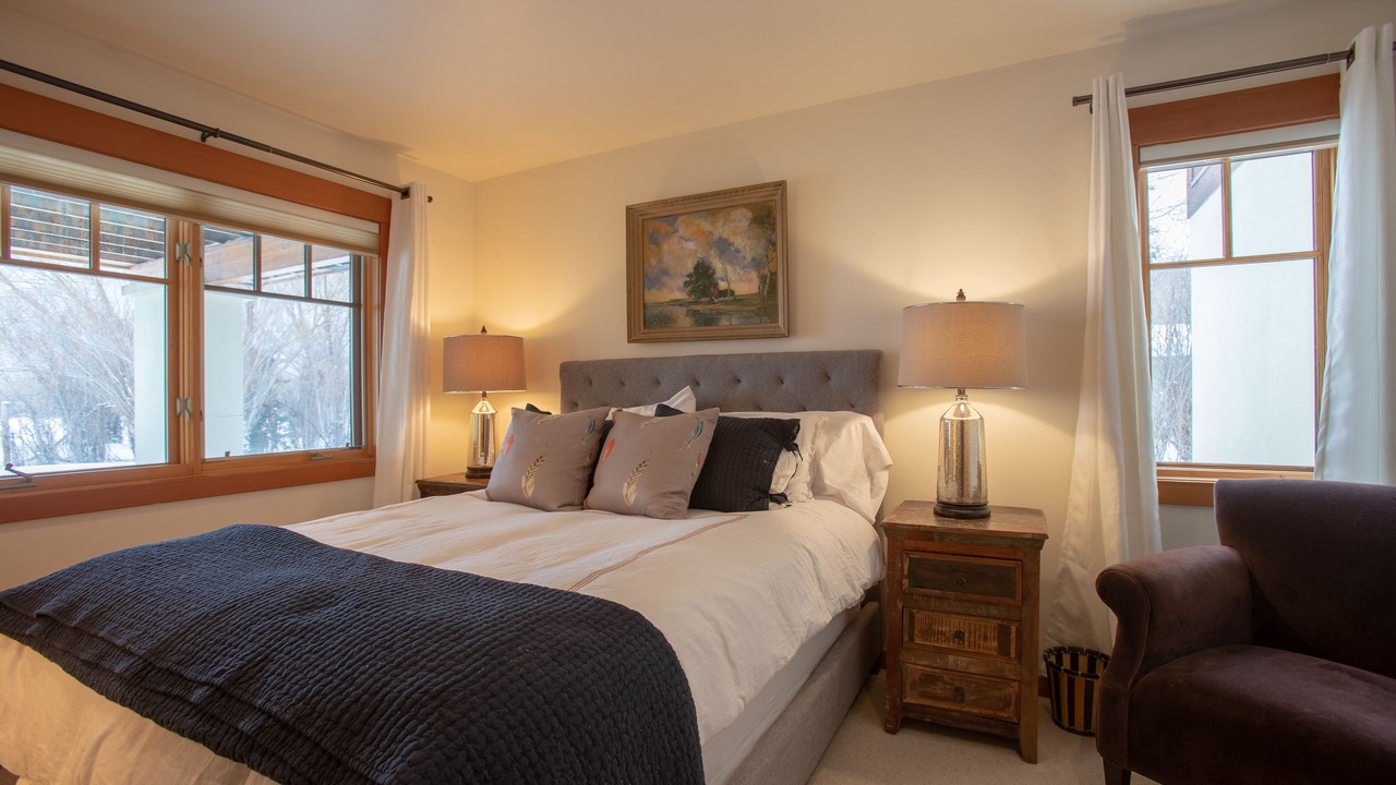 Photo of Bedroom in Indian Trails