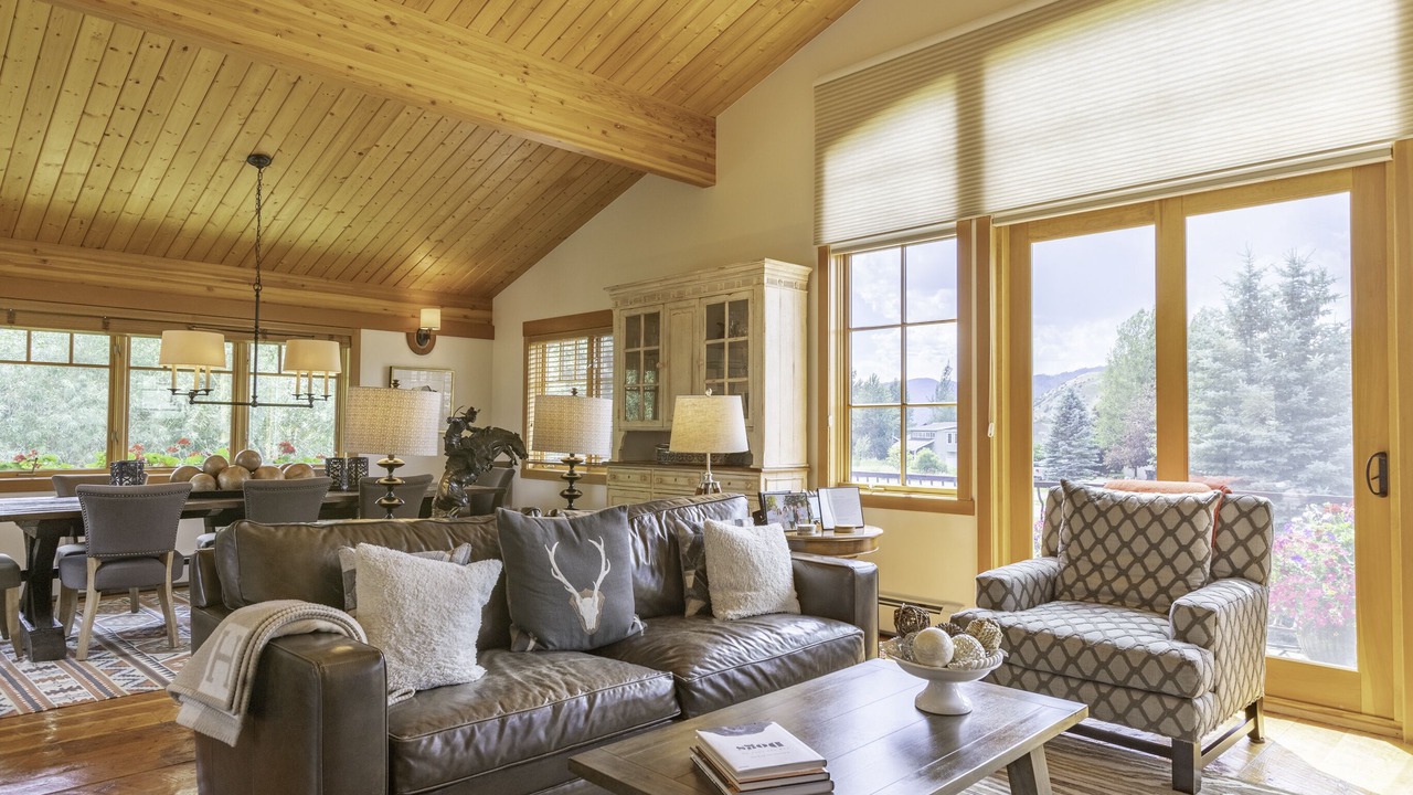 Photo of Livingroom in Indian Trails