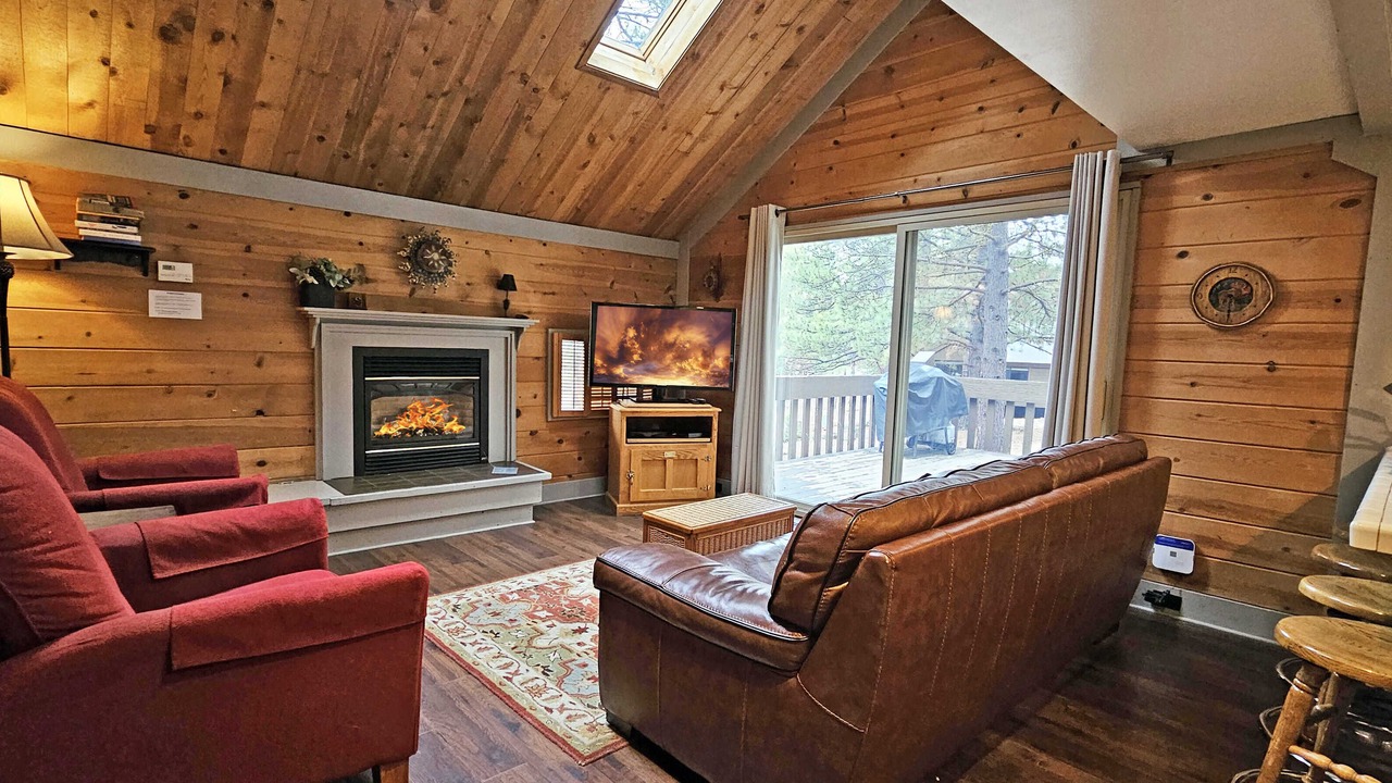 Photo of Livingroom in Overlook Park