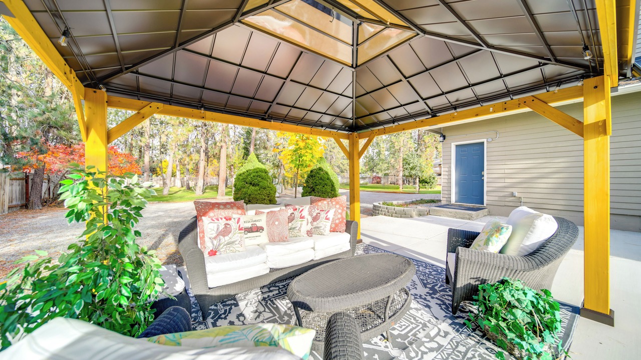 Photo of Patio Balcony in Nine Mile Falls