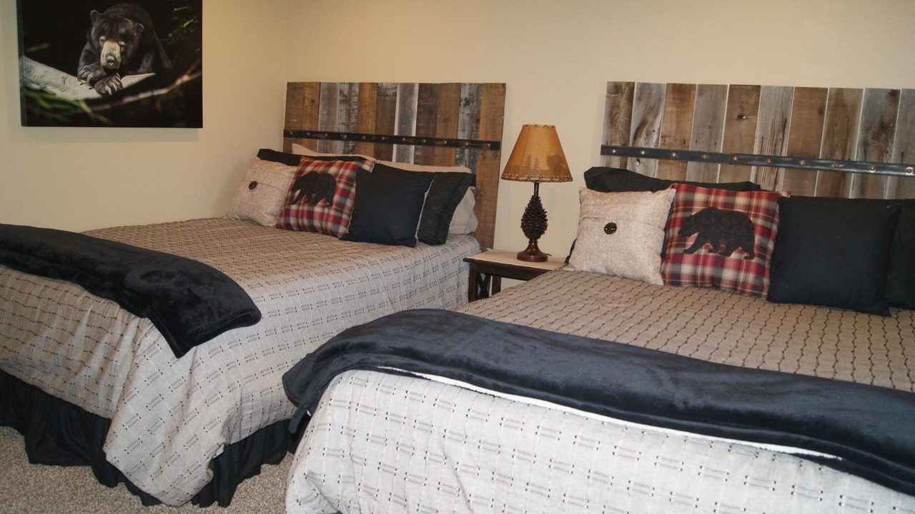 Photo of Bedroom in Island Park