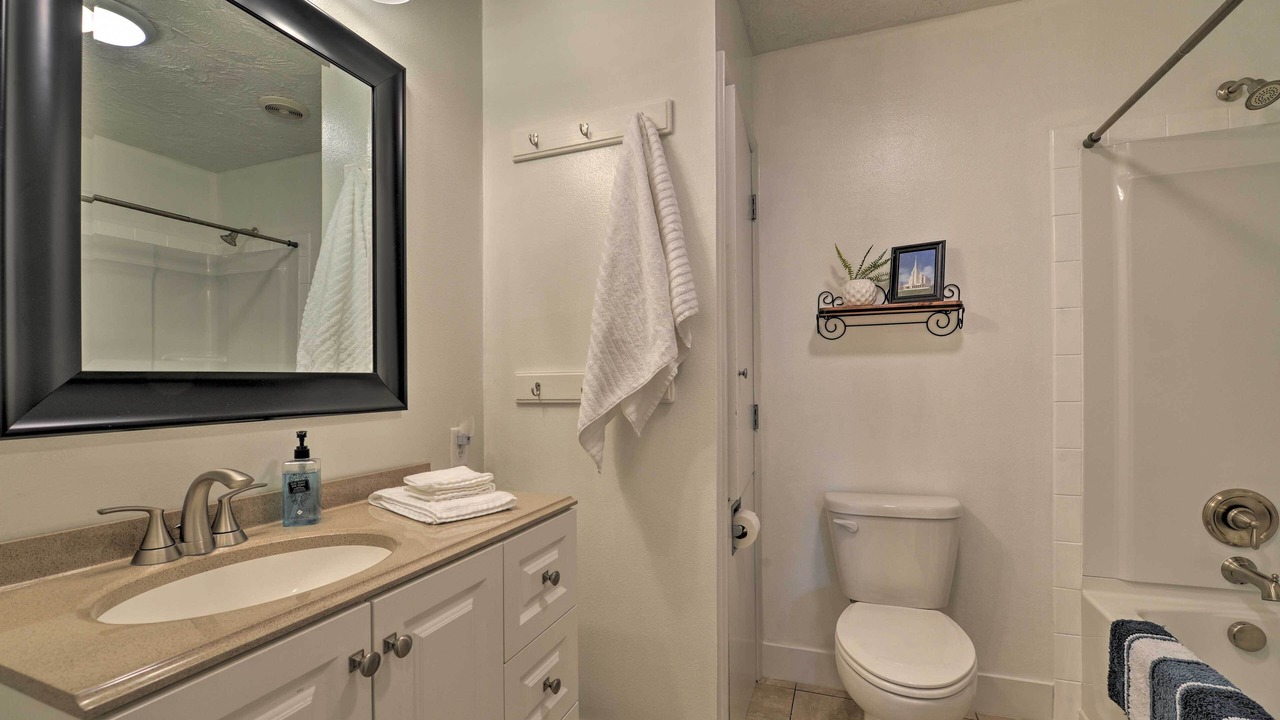 Photo of Bathroom in Sugar City