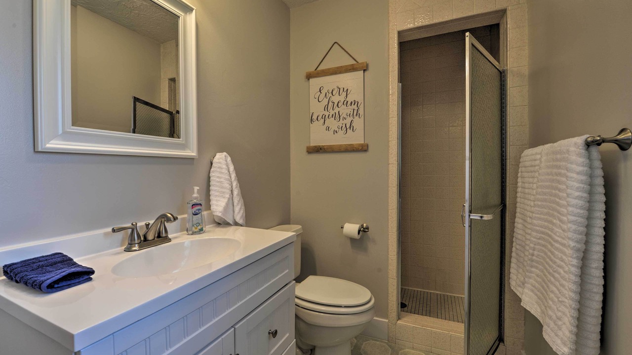 Photo of Bathroom in Sugar City